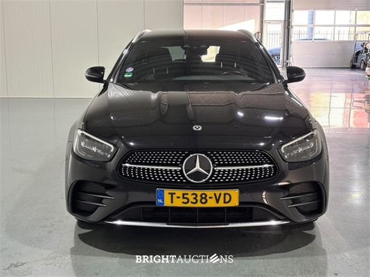 Mercedes-Benz e 300 e E-Klasse Estat AMG Line 333pk 2023 (Origineel-NL) E-klasse, T-538-VD