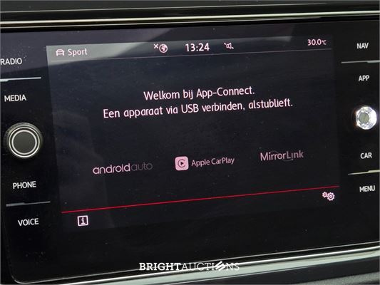 Volkswagen T-Roc 4Motion Sport Business R 2.0 TSI 191pk 2019, X-032-DJ