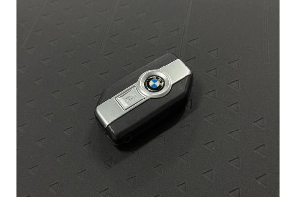 BMW Other CE 04 42pk 2025, 68-MX-BG