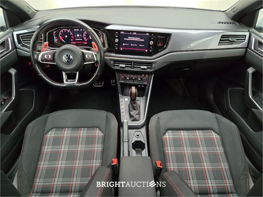 Volkswagen Polo GTI 2.0 TSI 200pk 2020, T-411-VH