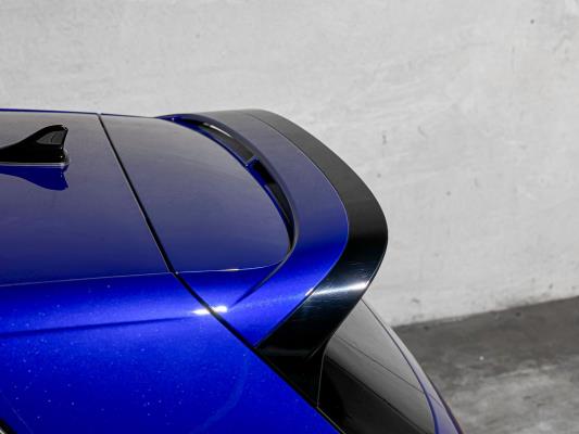 Volkswagen Golf VIII R 4Motion 20th Annniversary -AKRAPOVIC- 2.0 TSI 320pk 2023 LIMITED (Golf 8), NL-KENTEKEN