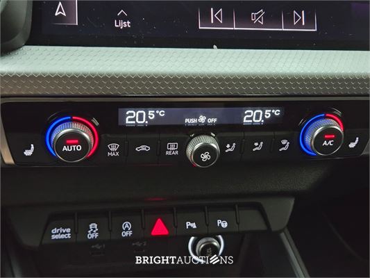 Audi A1 citycarver 30 epic TFSI 116pk 2019, X-200-BG