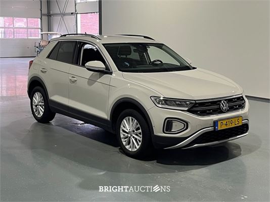 Volkswagen T-Roc Life 1.5 TSI 150pk 2022 (Origineel-NL), P-419-LS