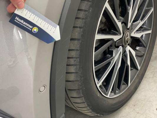 Toyota C-HR Hybrid Executive 1.8 170pk 2017, P-886-JB