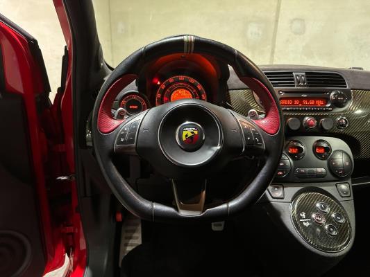 Fiat Abarth 695 Tributo Ferrari AKRAPOVIC 180hp