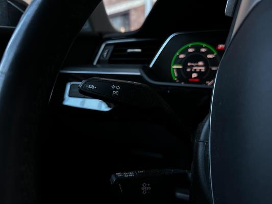 Audi e-tron 50 quattro edition 71 kWh 313pk 2020 (Origineel-NL+1e eigenaar), K-399-HL