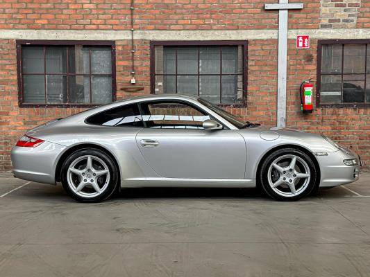 Porsche 911 Carrera 3.6 997 Coupé 325pk 2004 Youngtimer
