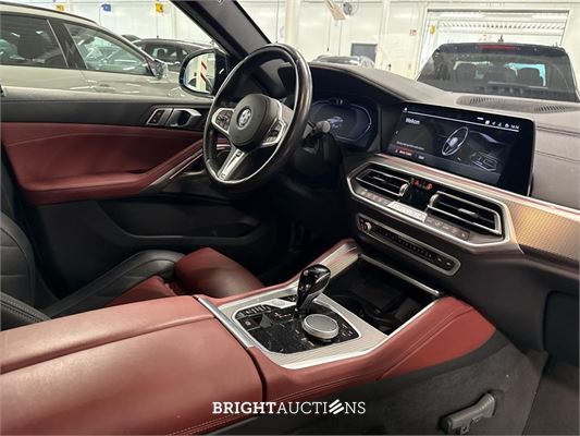 BMW X6 xDrive40i High Executive 334pk 2022, T-011-KL