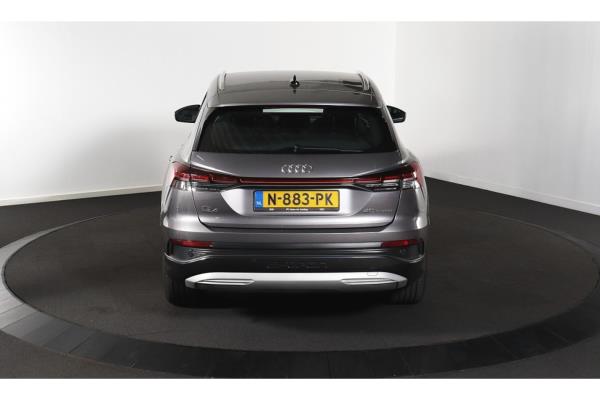 Audi Q4 40 Launch edition Advanced 77 kWh 204pk 2021 (Origineel-NL), N-883-PK