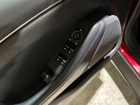 Ford Mustang Mach-E RWD 75 kWh 269hp 2021 (Original-NL + 1. Besitzer), N-301-NV