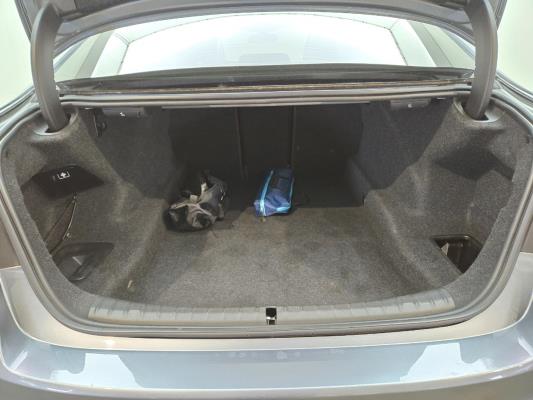 BMW 5-serie High Executive 252pk 2017 (Origineel-NL), NJ-960-R