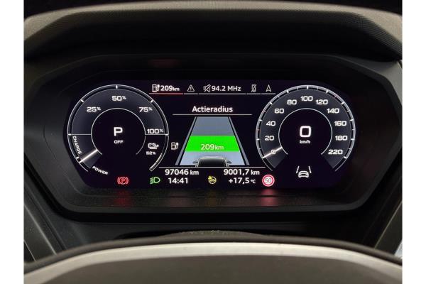 Audi Q4 40 Launch edition Advanced 77 kWh 204pk 2021 (Origineel-NL), N-883-PK