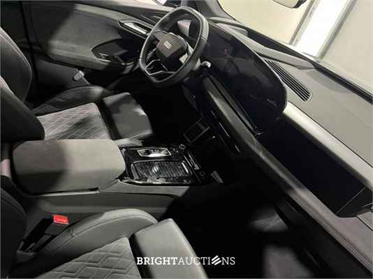Audi Q6 e-tron Launch edition performance 100 kWh 306pk 2024 (Origineel-NL), GXG-54-R