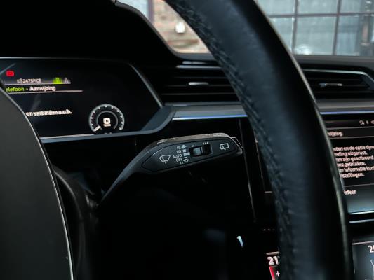 Audi e-tron 55 quattro Advanced edition 95 kWh 408pk 2021 (Origineel-NL+1e eigenaar), N-206-TT