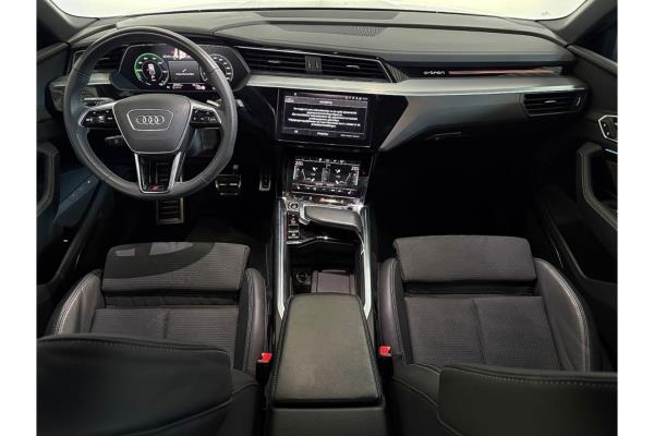 Audi Q8 55 S Edition Quattro 115 kWh 408pk 2023 (Origineel-NL), X-750-HL