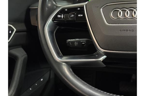 Audi e-tron 50 Launch edition plus Quattro 71 kWh 313pk 2020 (Origineel-NL), J-383-NL