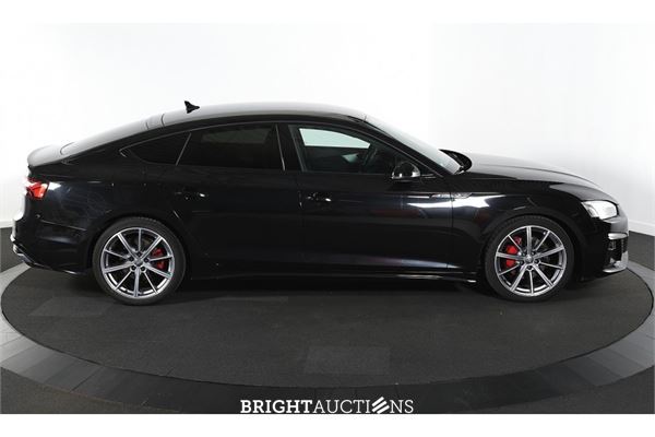 Audi A5 Sportback 40 Launch edition Sport TDI 190pk 2020, P-165-JF