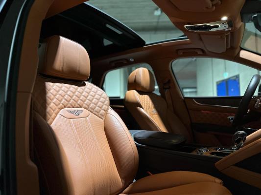 Bentley Bentayga 4.0 V8 549pk 2022 (Origineel-NL + 1e Eigenaar), N-251-VK