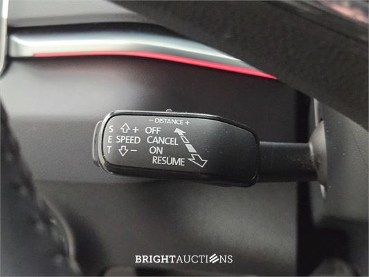 Škoda Karoq Business Edition Plus 1.0 TSI 110pk 2022 (Origineel-NL), N-869-PD