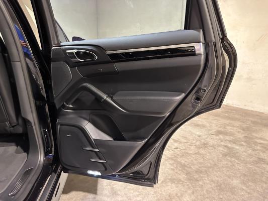 Porsche Cayenne S E-Hybrid 3.0 V6 416pk Sport-Chrono (Origineel-NL), HJ-798-D