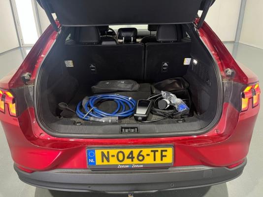 Ford Mustang Mach-E RWD 75 kWh 269pk 2021 (Origineel-NL), N-046-TF