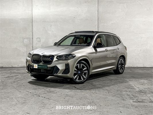 BMW iX3 High Executive 80kWh 286pk 2022, T-113-LV