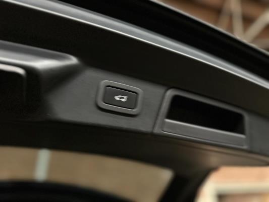 Land Rover Range Rover Velar 2.0 I4 Turbo AWD R-Dynamic SE 250pk 2017 (Origineel-NL), PL-742-K