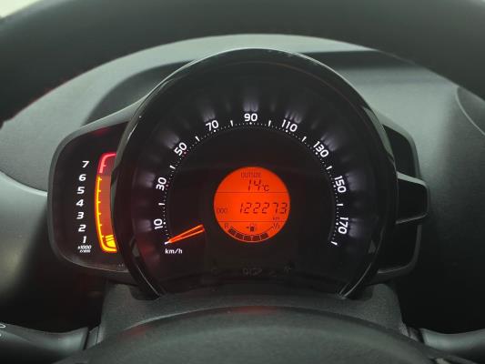 Toyota Aygo VVT-i x-cite ultimate 1.0 72pk 2022 (Origineel-NL), N-440-XN