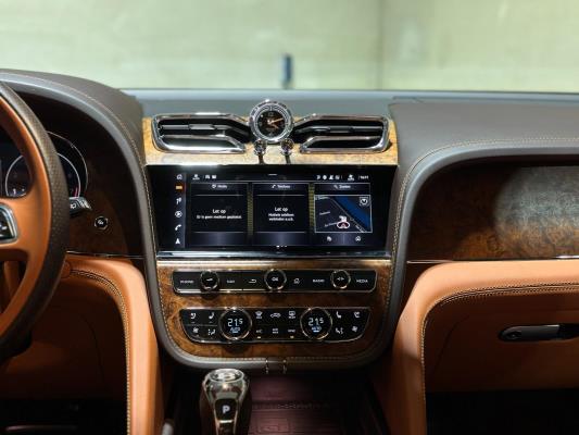Bentley Bentayga 4.0 V8 549pk 2022 (Origineel-NL + 1e Eigenaar), N-251-VK