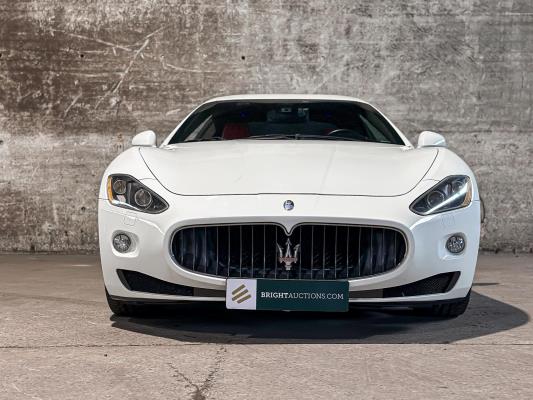 Maserati Granturismo S 4.7 V8 440pk MC Shift 440pk 2009