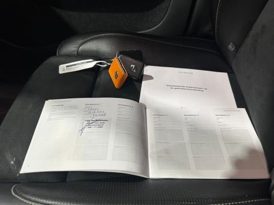 Volvo XC40 Recharge P8 R-Design Warmtepomp AWD 408pk 2021 (Origineel-NL), L-701-DV