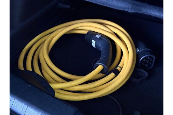 Jeep Avenger 1. Auflage 54 kWh 156hp 2023 (Original-NL), X-820-DP