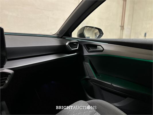 SEAT Leon Sportstourer 2.0 TDI FR Launch Edition 150pk 2020 (Origineel-NL + 1e eigenaar) Automaat, K-471-GB