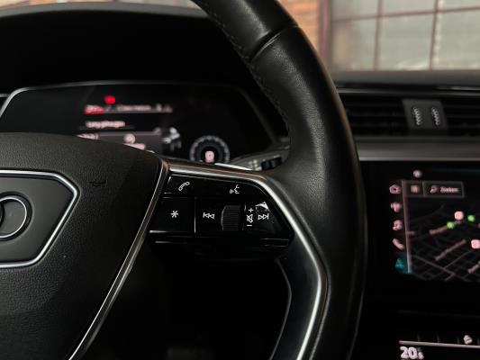 Audi e-tron 50 quattro Business edition 71 kWh 313pk 2020 (Origineel-NL + 1e eigenaar), K-578-JS