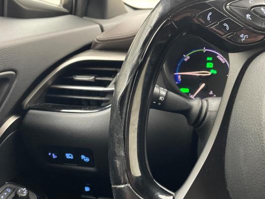 Toyota C-HR Hybrid Executive 1.8 170pk 2017, P-886-JB