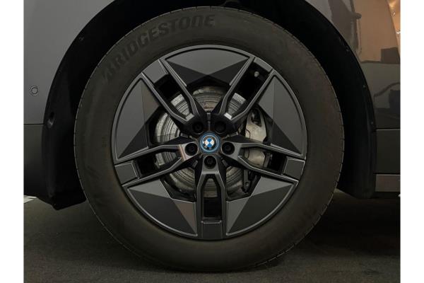 BMW iX 40 Executive xDrive 77 kWh 326pk 2024 (Origineel-NL), GBL-15-V
