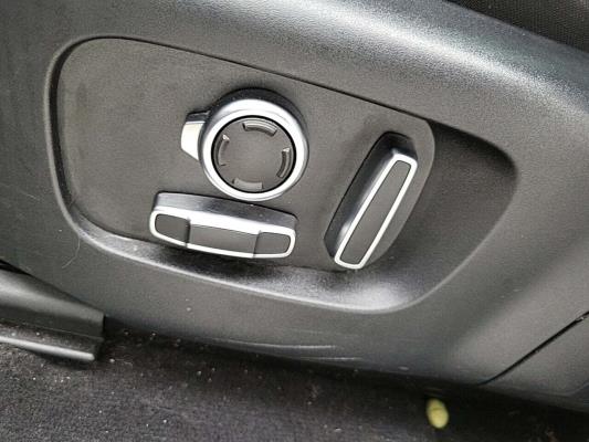 Land Rover Range Rover Evoque P300e 1.5 AWD 309pk 2022 (Origineel-NL), P-582-LG