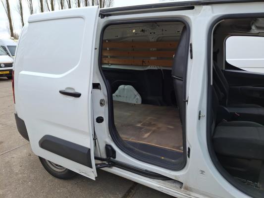 Citroen Berlingo 1.5 BlueHDI Club XL 99 pk 2021, VKR-08-B