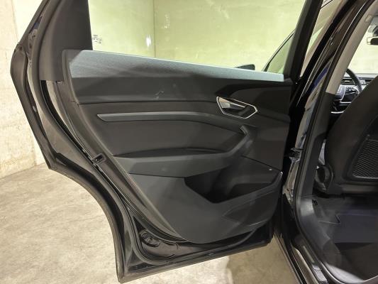 Audi e-tron 55 quattro edition 95 kWh 408pk 2020 (Origineel-NL + 1e eigenaar), K-077-BL