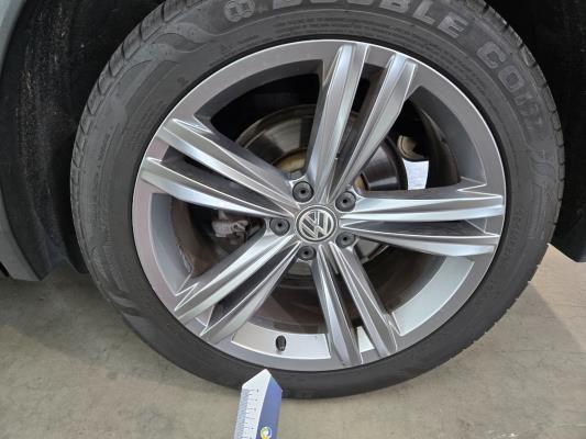 Volkswagen Tiguan ACT Highline Business R 1.4 TSI 150pk 2018 (Origineel-NL), SZ-423-K