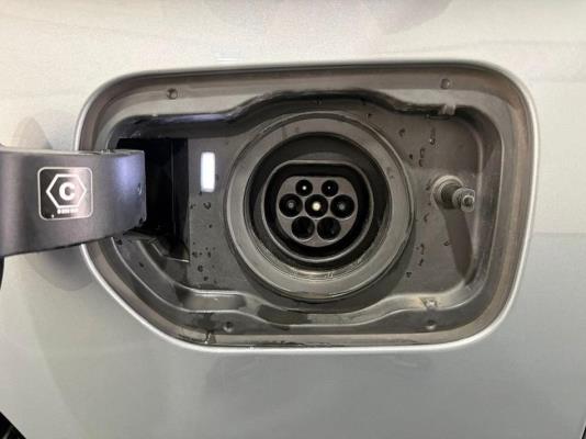 BMW 530e Touring  Business Edition Plus M-pakket 184pk 2023 (Origineel-NL) 5-Serie, S-330-LL