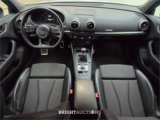 Audi A3 Sportback Sport S-Line Edition 1.0 TFSI 116pk 2018 (Origineel-NL), RJ-197-G