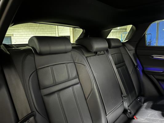 Land Rover Range Rover Evoque 2.0 D150 AWD R-Dynamic SE 150pk 2020, R-027-KF