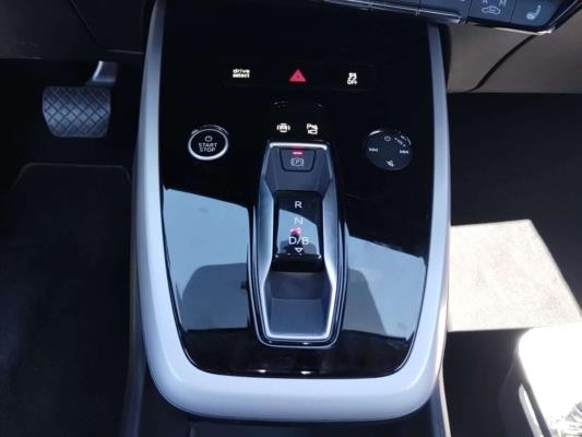 Audi Q4 e-tron 40 Launch edition Advanced 77 kWh 204pk 2021, P-694-KK