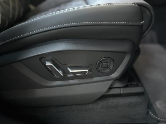Audi Q8 55 TFSIe Quattro 3.0 V6 S-Line -NIEUW- 394PK 2025 Plug-In Hybrid (Fabrieksgarantie)