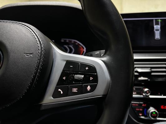 BMW 520i Touring High Executive Edition M-Sport 184hp 2021 (Original-NL) 5-Series G31, L-194-JX