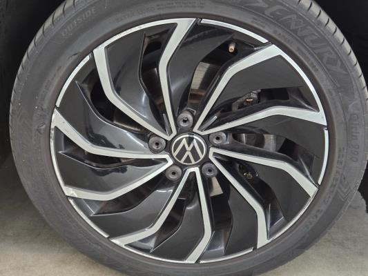 Volkswagen Golf eTSI 1.5 150pk 2020, X-559-GZ