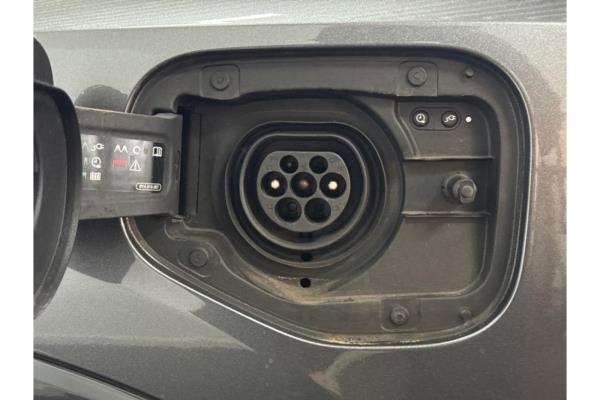 Audi Q3 45 e S Edition TFSI 266pk 2022 (Origineel-NL), P-122-PB