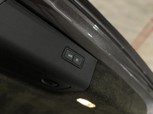 Bentley Bentayga 4.0 V8 S 549pk 2022 (Origineel-NL), P-719-VF