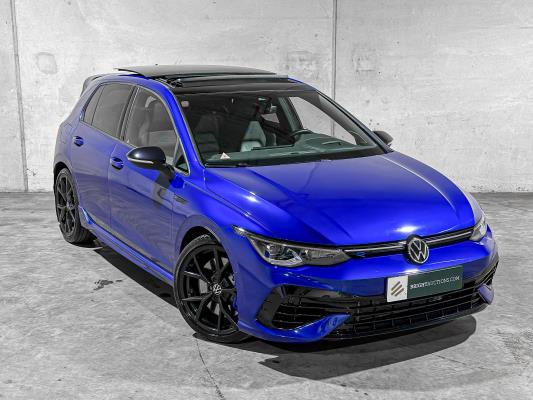 Volkswagen Golf VIII R 4Motion 20th Annniversary -AKRAPOVIC- 2.0 TSI 320pk 2023 LIMITED (Golf 8), NL-KENTEKEN